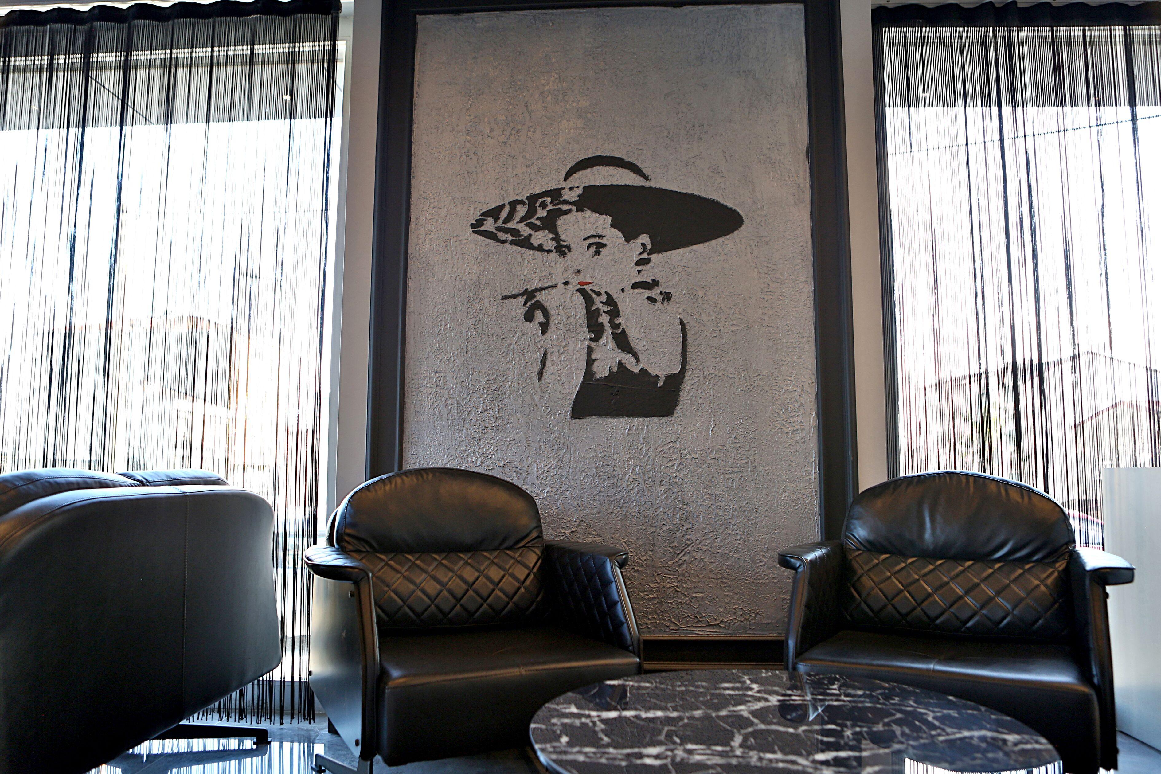 Fly And Stay Airport Hotel — Photos 3